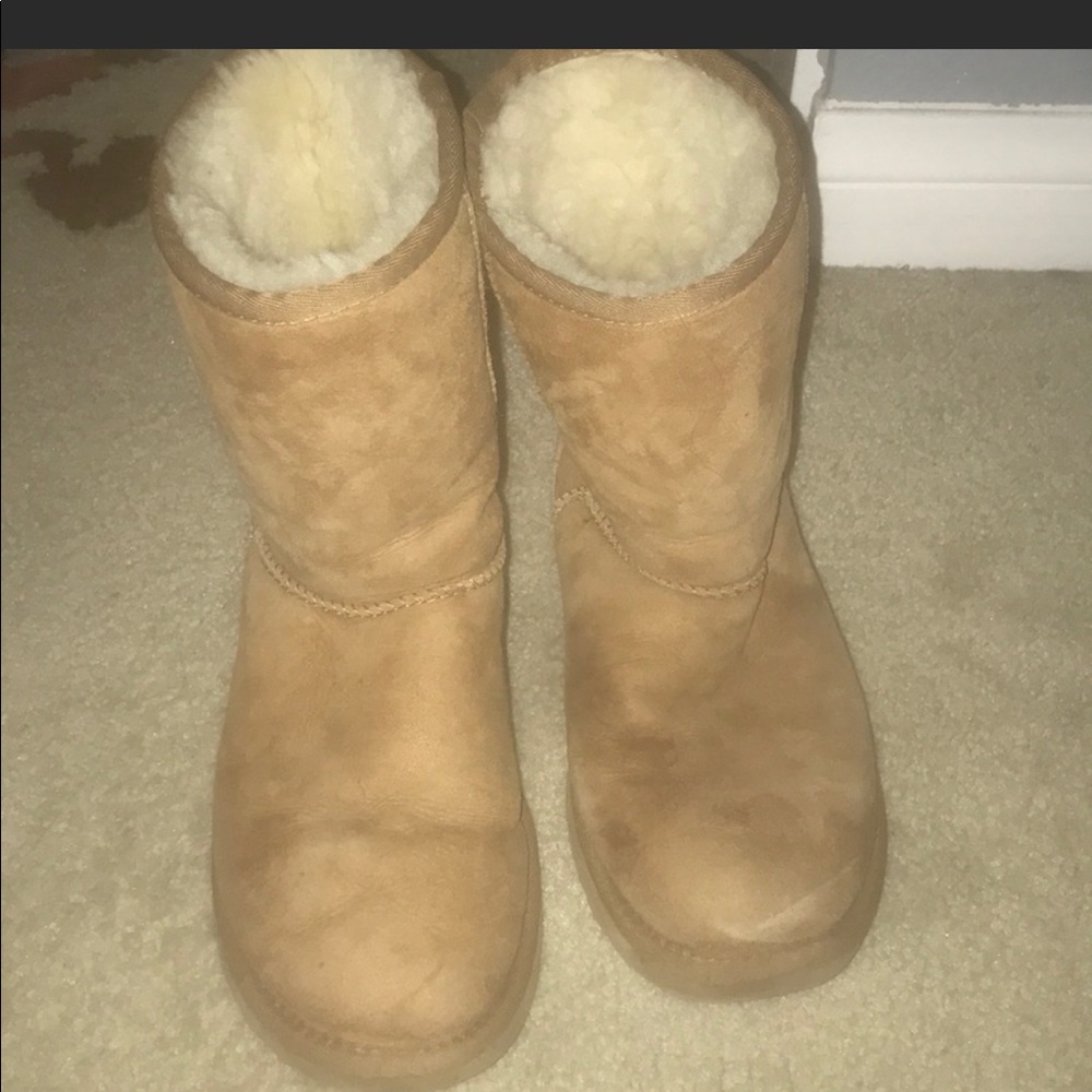 UGG BOOTS!